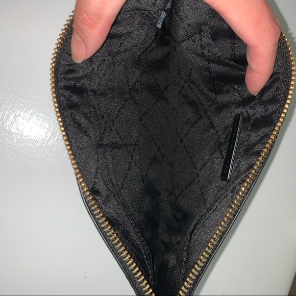 MICHAEL Michael Kors Black Jet Set ZIP Wristlet - Picture 11 of 11